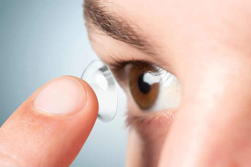 Contact Lens Exams, Fittings, & Brands